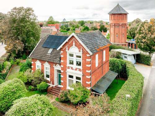 Foto - Haus zum Kaufen in Weener 380.000,00 € 175 m²