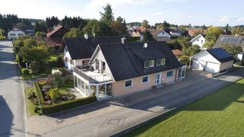 Foto - Haus zum Kaufen in Lengenfeld 599.000,00 € 226 m²
