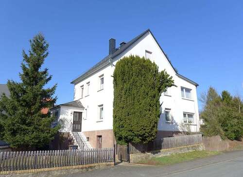 Foto - Haus zum Kaufen in Aßlar 280.000,00 € 177.85 m²