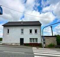 Haus zum Kaufen in Roth 183.000,00 € 180 m²