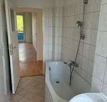 Wohnung zum Mieten in Halle (Saale) 334,00 € 60.71 m²