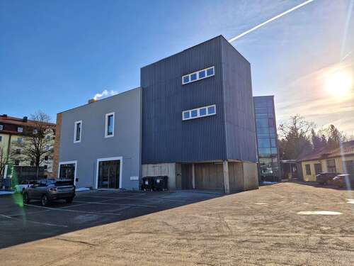 Foto - Halle in München 1.187,50 € 95 m²