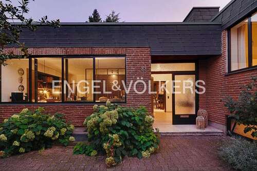 Foto - Haus zum Kaufen in Hürth 1.245.000,00 € 198 m²