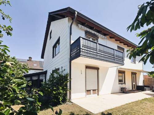 Foto - Haus zum Kaufen in Poing 1.500.000,00 € 195 m²