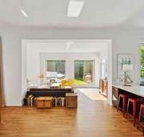 Haus zum Kaufen in Schöneiche 1.390.000,00 € 305 m²