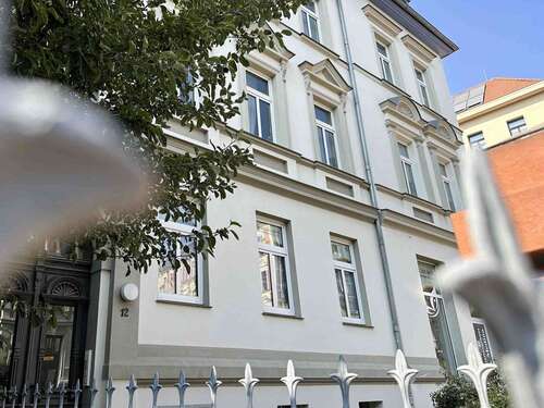 Foto - Wohnung zum Mieten in Halle 575,00 € 61.72 m²