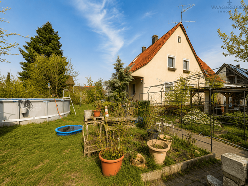 Foto - Haus zum Kaufen in Uttenreuth 500.000,00 € 150 m²
