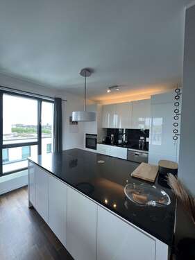 Foto - Wohnung zum Mieten in Düsseldorf 2.000,00 € 80 m²