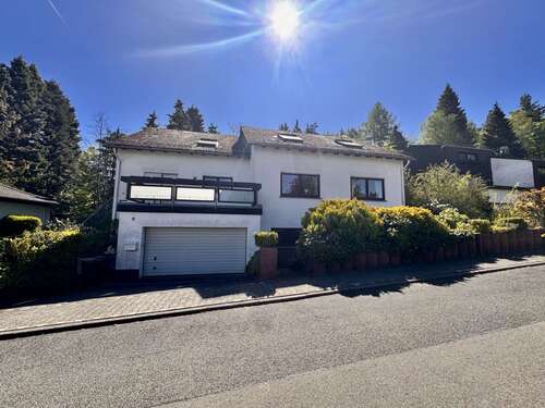 Foto - Haus zum Kaufen in Taunusstein 895.000,00 € 355 m²