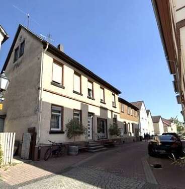 Foto - Haus zum Kaufen in Gernsheim 349.800,00 € 300 m²