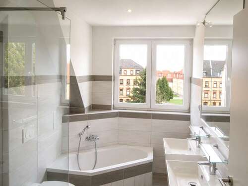 Foto - Wohnung zum Mieten in Zwickau Marienthal 660,00 € 75 m²