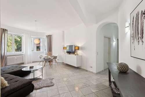 Foto - Wohnung zum Kaufen in Düsseldorf 390.000,00 € 64 m²