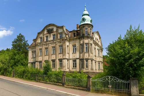 Foto - Haus zum Kaufen in Hohenstein-Ernstthal 490.000,00 € 1050 m²