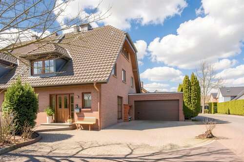 Foto - Haus zum Kaufen in Dinslaken 410.000,00 € 154 m²