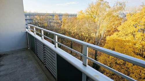 Foto - Wohnung zum Mieten in Magdeburg 376,97 € 68.54 m²