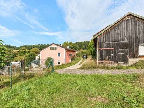Foto - Haus zum Kaufen in Ihrlerstein 590.000,00 € 233.61 m²