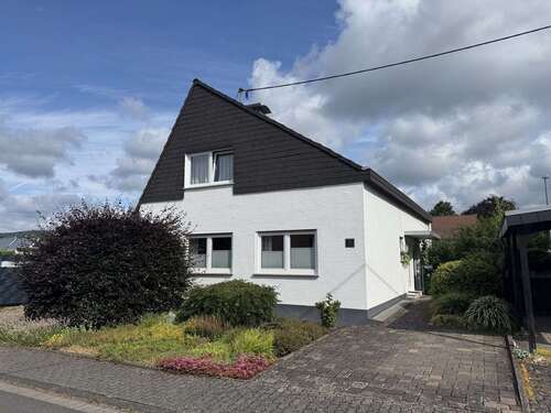 Foto - Haus zum Kaufen in Neuwied Niederbieber 399.000,00 € 120 m²