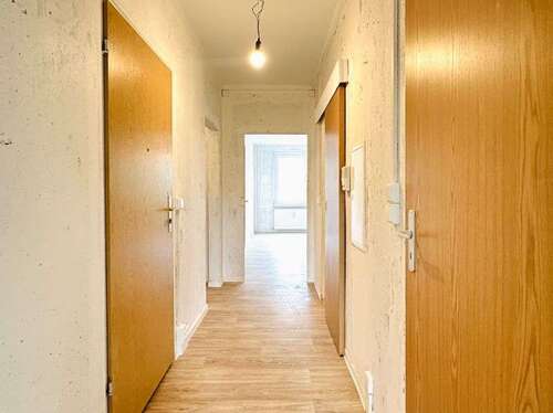 Foto - Wohnung zum Mieten in Freital 391,30 € 61.14 m²