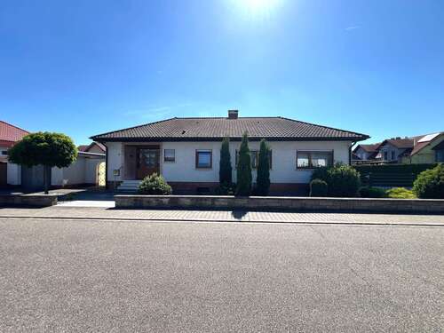 Foto - Haus zum Kaufen in Philippsburg 585.000,00 € 148.6 m²