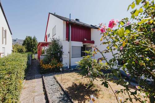 Foto - Haus zum Kaufen in Freiburg im Breisgau Munzingen 550.000,00 € 151 m²