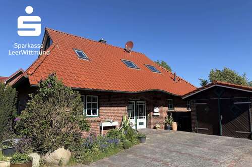 Foto - Haus zum Kaufen in Friedeburg 299.000,00 € 132 m²