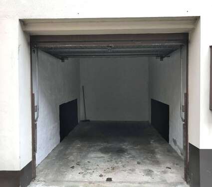 Foto - Garage zu vermieten in Karlsruhe 150,00 € 8 m²