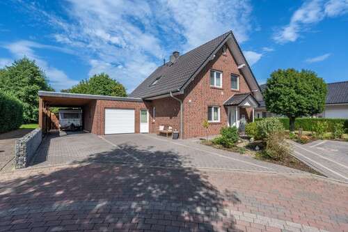 Foto - Haus zum Kaufen in Bersenbrück Bokel 349.000,00 € 122.07 m²