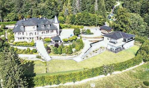 Foto - Haus zum Mieten in Schmitten 9.500,00 € 950 m²