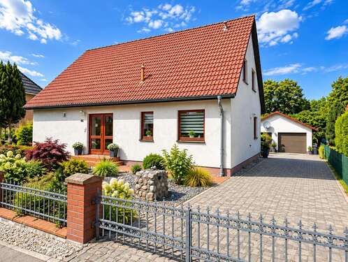 Foto - Haus zum Kaufen in Neustrelitz 319.000,00 € 130.04 m²