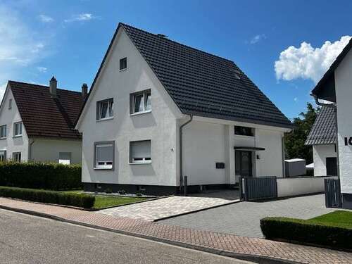Foto - Haus zum Kaufen in Durmersheim 694.000,00 € 160 m²