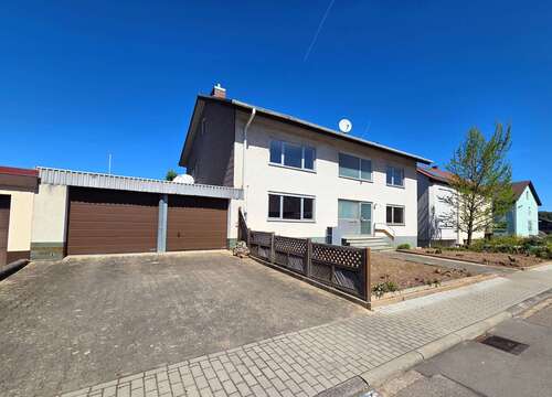 Foto - Haus zum Kaufen in Neidenstein 430.000,00 € 268.26 m²