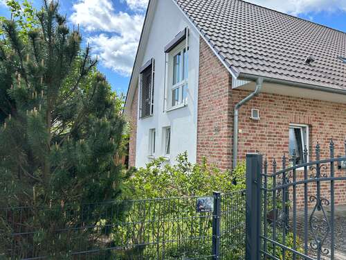 Foto - Haus zum Kaufen in Rödermark 878.000,00 € 183 m²
