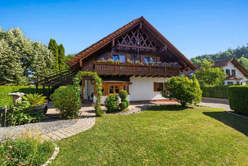 Foto - Haus zum Kaufen in Bellenberg 899.000,00 € 221.73 m²