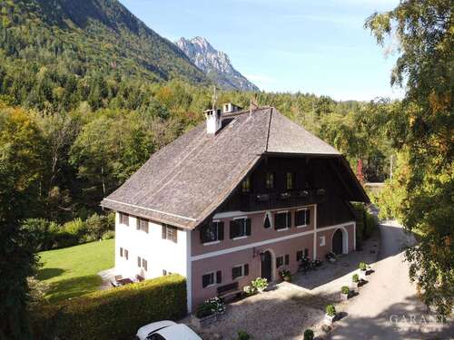 Foto - Haus zum Mieten in Piding 2.300,00 € 290 m²