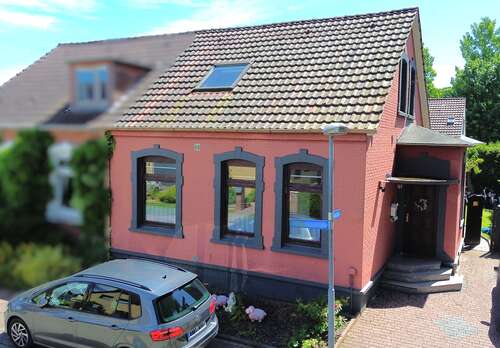 Foto - Haus zum Kaufen in Nordenham 96.000,00 € 94 m²