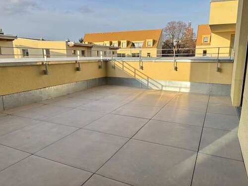 Foto - Wohnung zum Mieten in Markkleeberg 1.600,00 € 99.4 m²