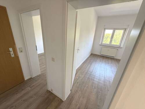Foto - Wohnung zum Mieten in Plauen 225,00 € 45.22 m²