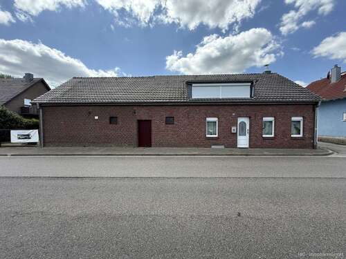 Foto - Haus zum Kaufen in Niederkrüchten-Elmpt 325.000,00 € 103.55 m²