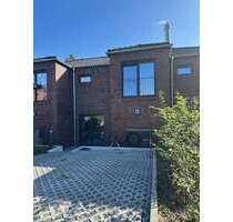 Haus zum Mieten in Eckernförde 1.918,80 € 147.6 m²