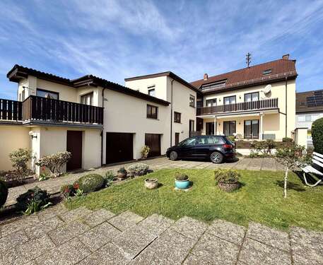 Foto - Haus zum Kaufen in Blieskastel 395.000,00 € 408 m²