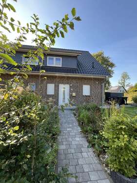 Foto - Haus zum Kaufen in Wentorf 699.000,00 € 121 m²