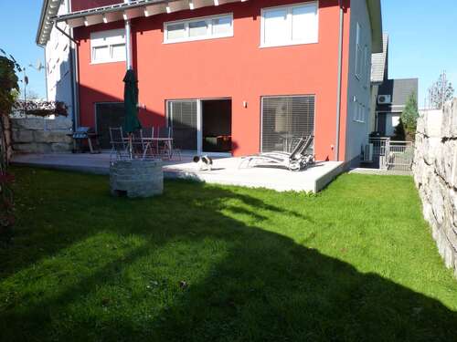 Foto - Haus zum Mieten in Pforzheim 2.500,00 € 237 m²