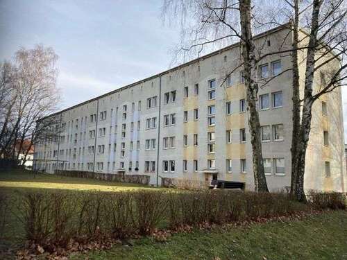 Foto - Wohnung zum Mieten in Hermsdorf 230,00 € 40.33 m²