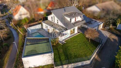 Foto - Haus zum Mieten in Mainhardt 2.700,00 € 195.73 m²