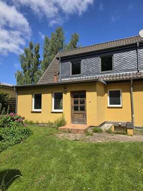 Foto - Haus zum Kaufen in Sundhagen 97.000,00 € 120 m²