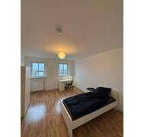 WG-Zimmer in Berlin 650,00 € 17 m²