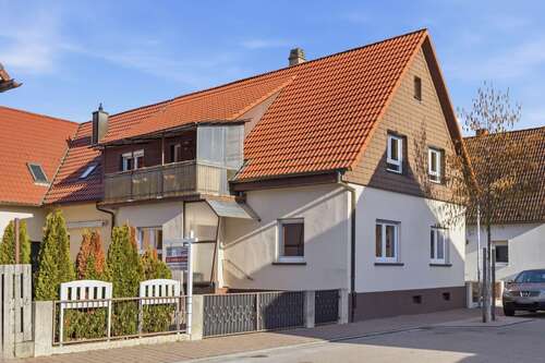 Foto - Haus zum Kaufen in Bietigheim 499.000,00 € 237 m²