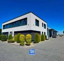 Halle in Bielefeld 3.212,38 € 181 m²