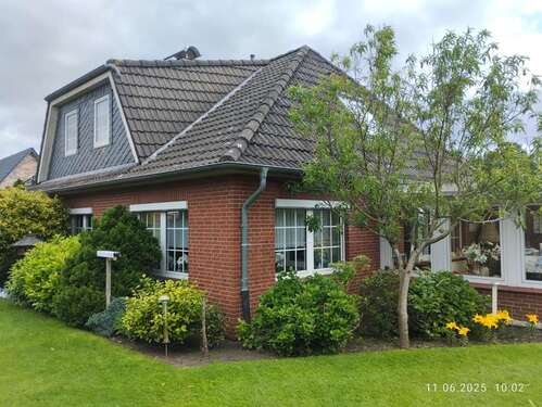 Foto - Haus zum Kaufen in Weddingstedt 379.000,00 € 168 m²