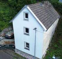 Haus zum Kaufen in Molsberg 49.000,00 € 111.93 m²